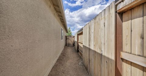 668 Goodsprings Drive, Reno, NV 89506 Photo
