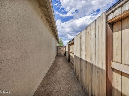668 Goodsprings Drive, Reno, NV 89506 Photo