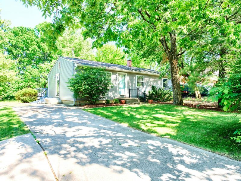 9200 Shawnee Trail, Powell, OH 43065 Photo 2