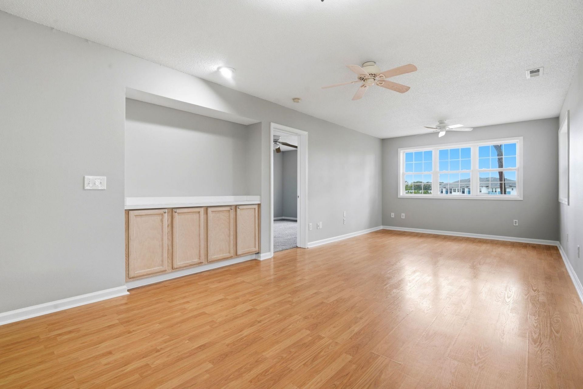4257 Villas Dr.  Photo 18
