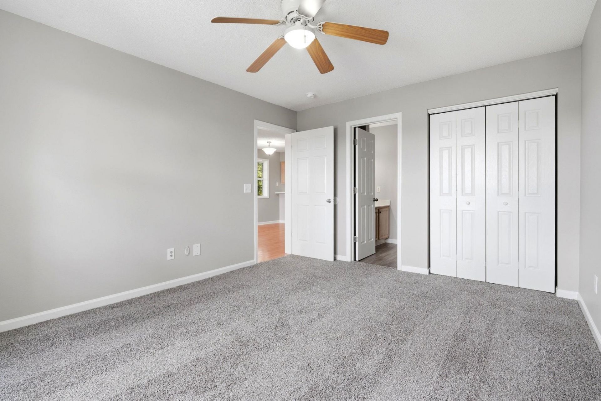 4257 Villas Dr.  Photo 22