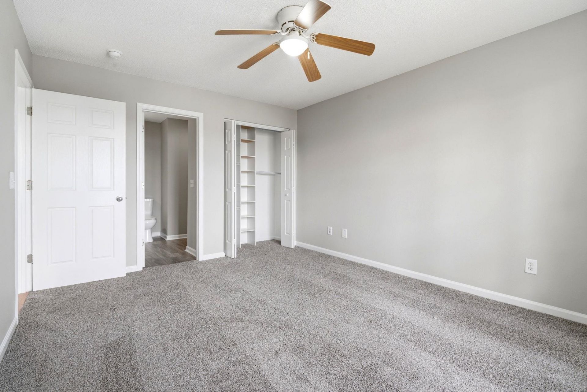 4257 Villas Dr.  Photo 27