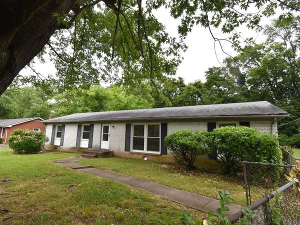 2602 Burch Rd, Clarksville, TN 37042