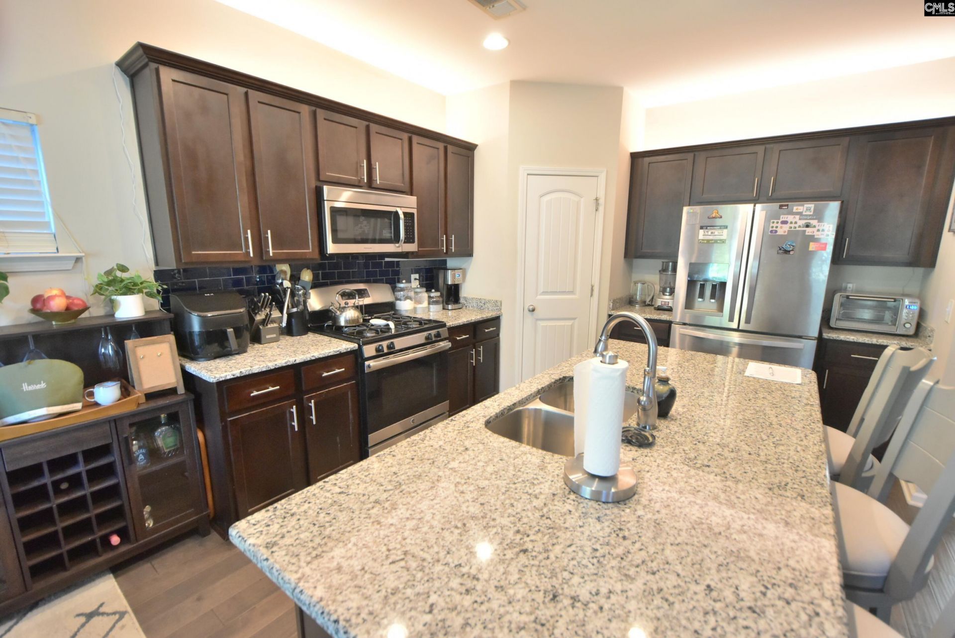 235 Harvest Glen Lane  Photo 7