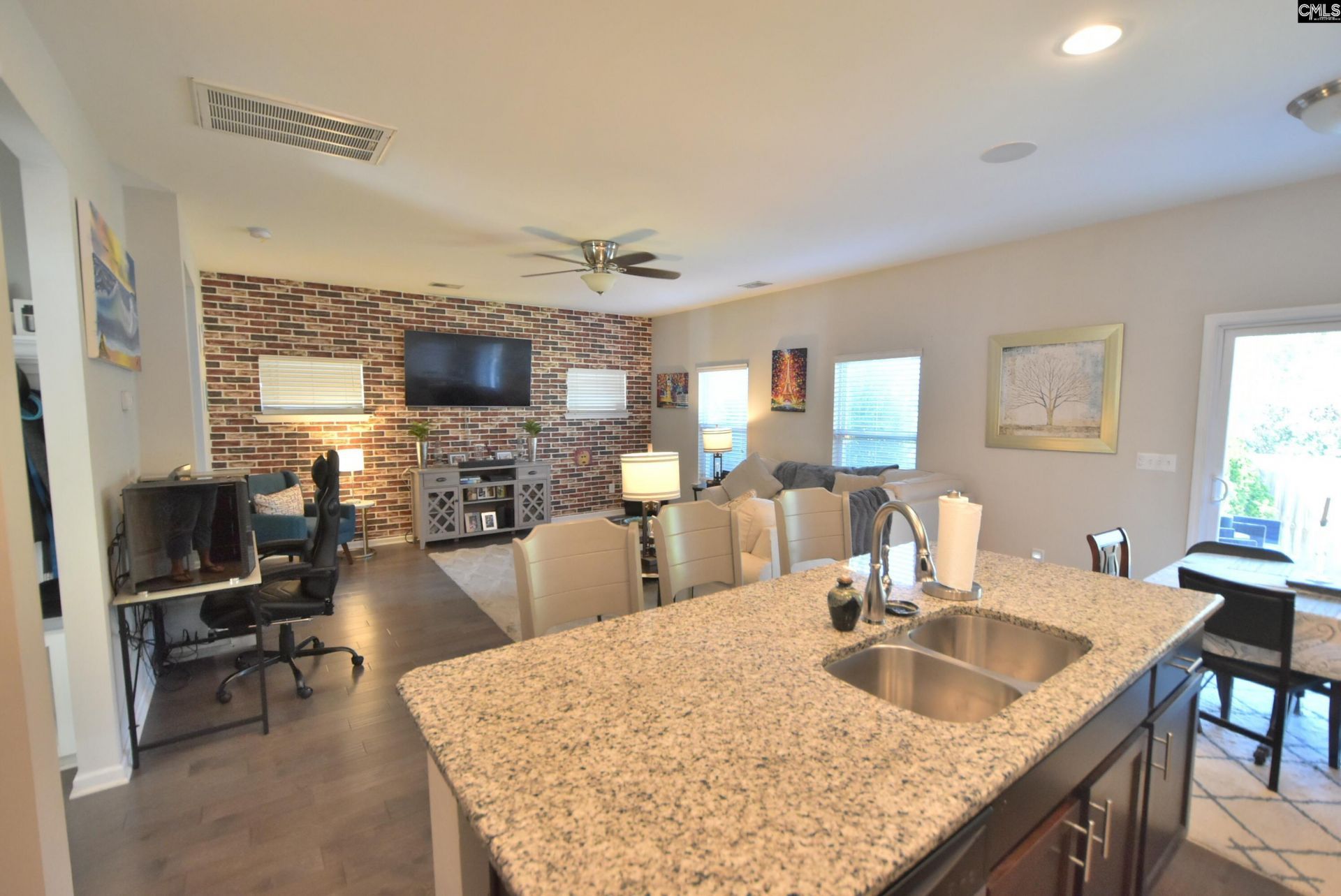235 Harvest Glen Lane  Photo 8