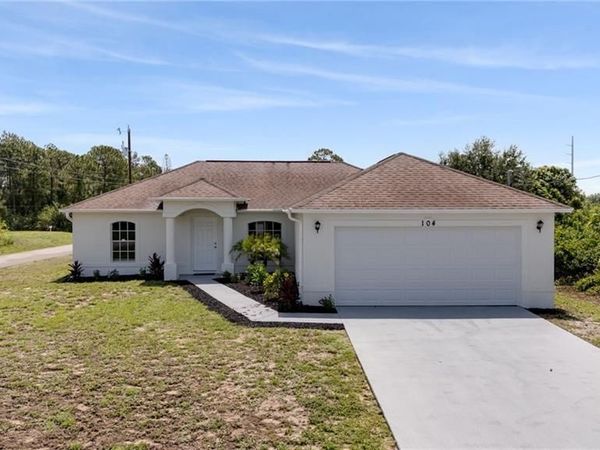 104 Denis AVE N, LEHIGH ACRES, FL 33971