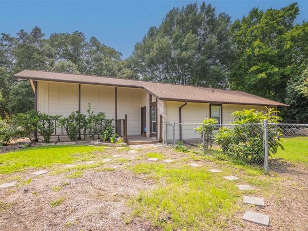 2520 BITTER CREEK DR, Austin, TX 78744