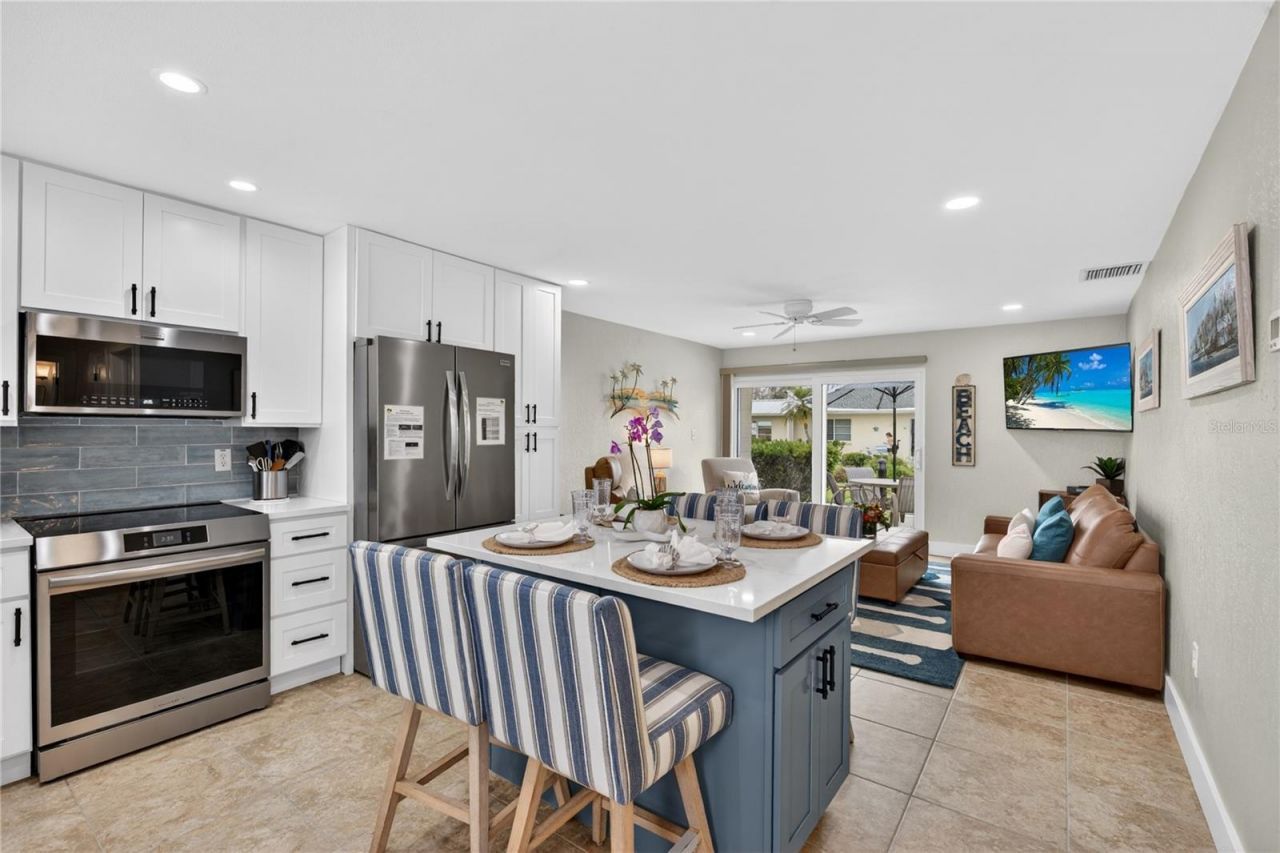 5830 Midnight Pass Road, Unit 48, Sarasota, FL 34242 Photo