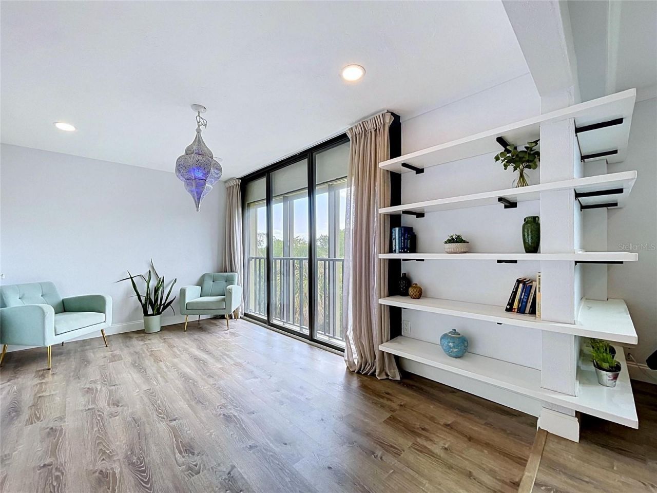 4651 1st Street Ne, Unit 311, Saint Petersburg, FL 33703 Photo