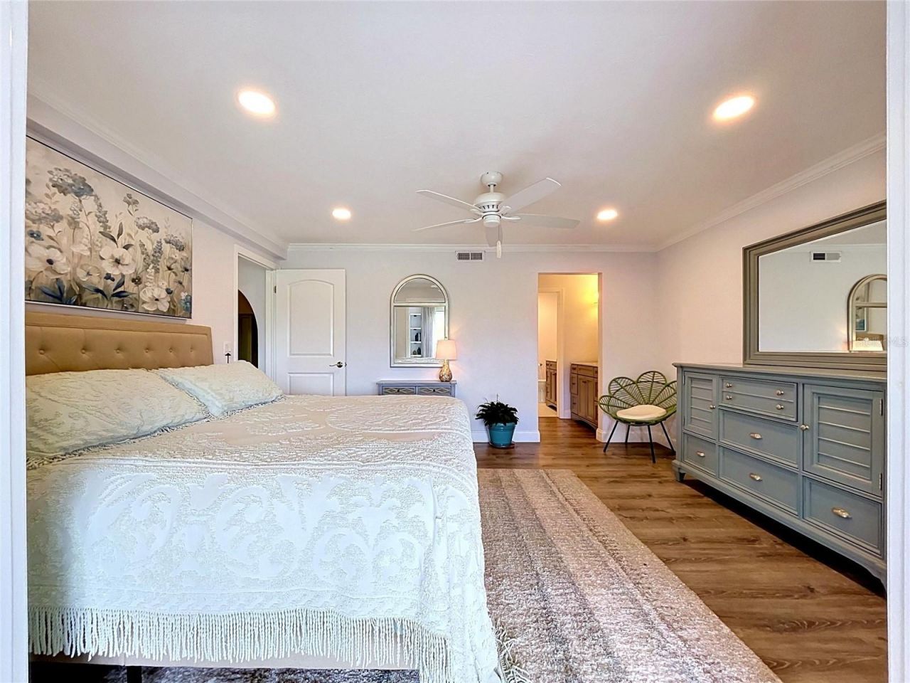 4651 1st Street Ne, Unit 311, Saint Petersburg, FL 33703 Photo
