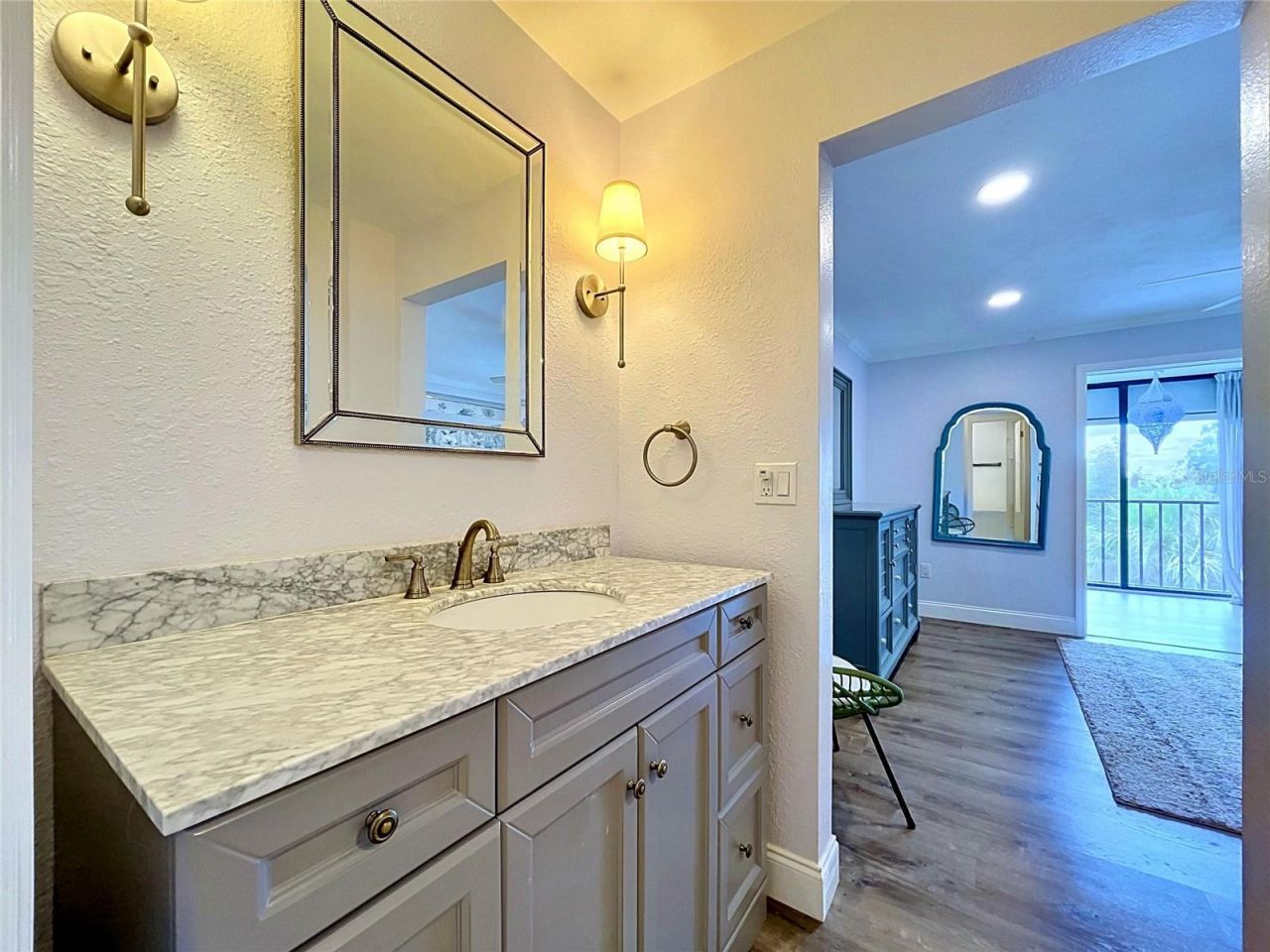 4651 1st Street Ne, Unit 311, Saint Petersburg, FL 33703 Photo