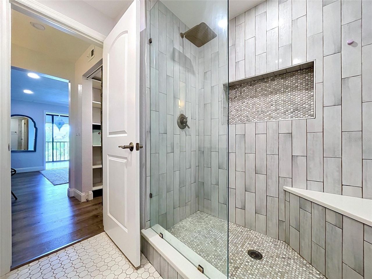 4651 1st Street Ne, Unit 311, Saint Petersburg, FL 33703 Photo