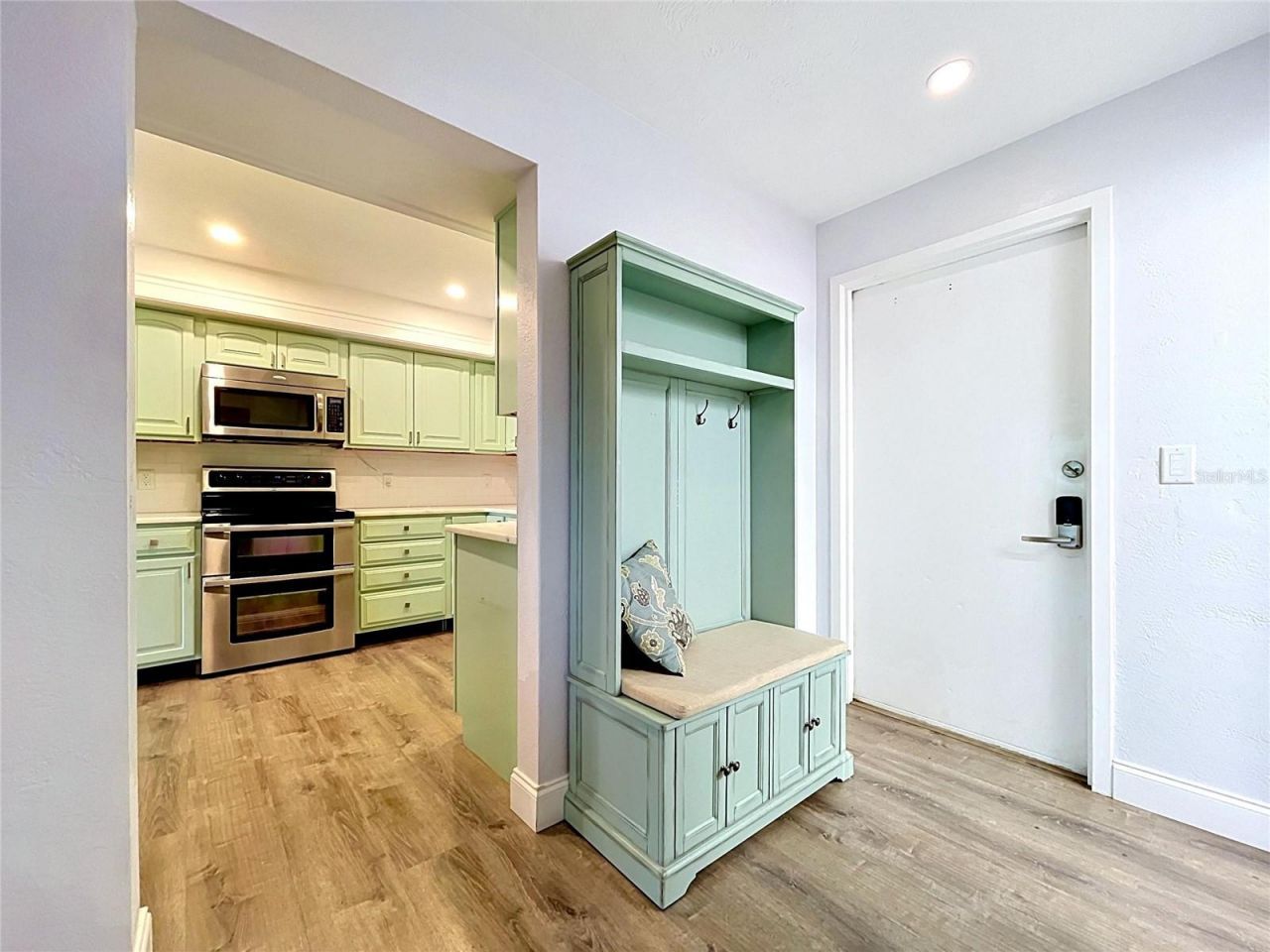 4651 1st Street Ne, Unit 311, Saint Petersburg, FL 33703 Photo