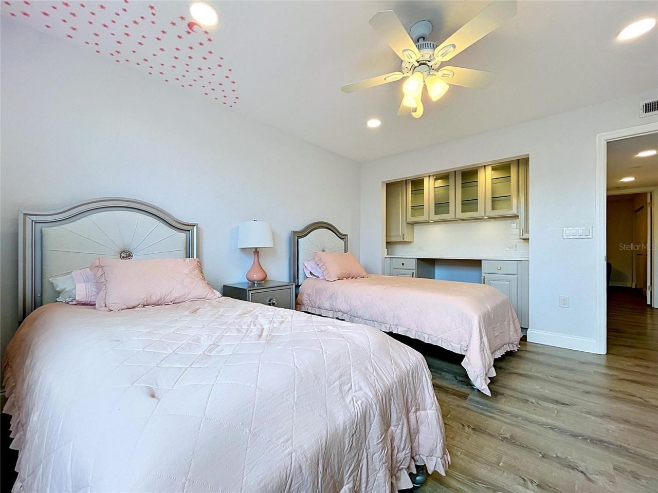 4651 1st Street Ne, Unit 311, Saint Petersburg, FL 33703 Photo