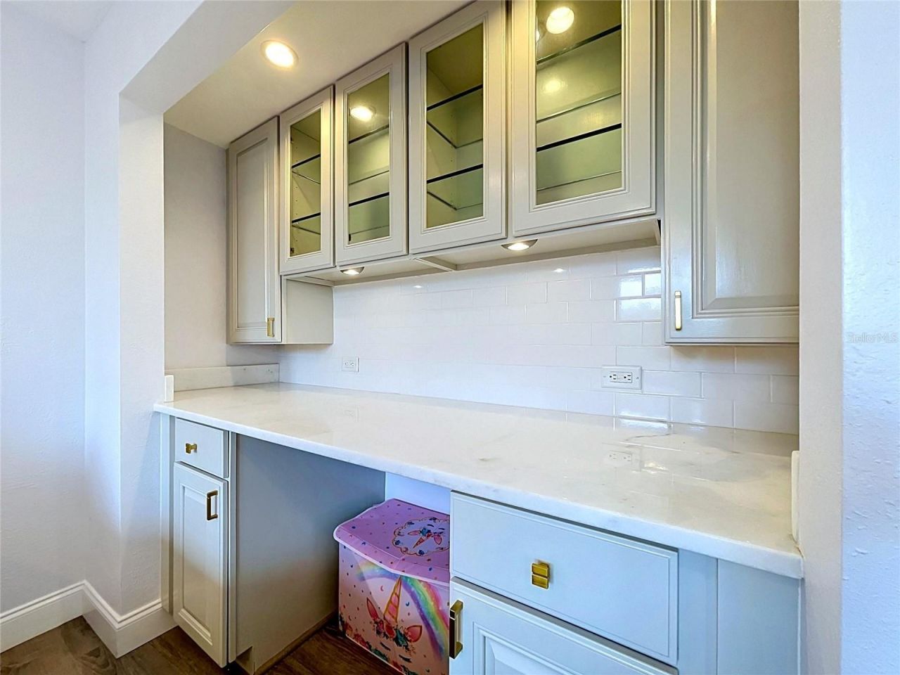 4651 1st Street Ne, Unit 311, Saint Petersburg, FL 33703 Photo