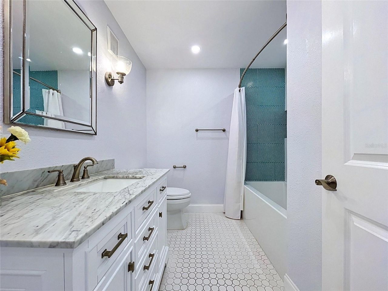 4651 1st Street Ne, Unit 311, Saint Petersburg, FL 33703 Photo