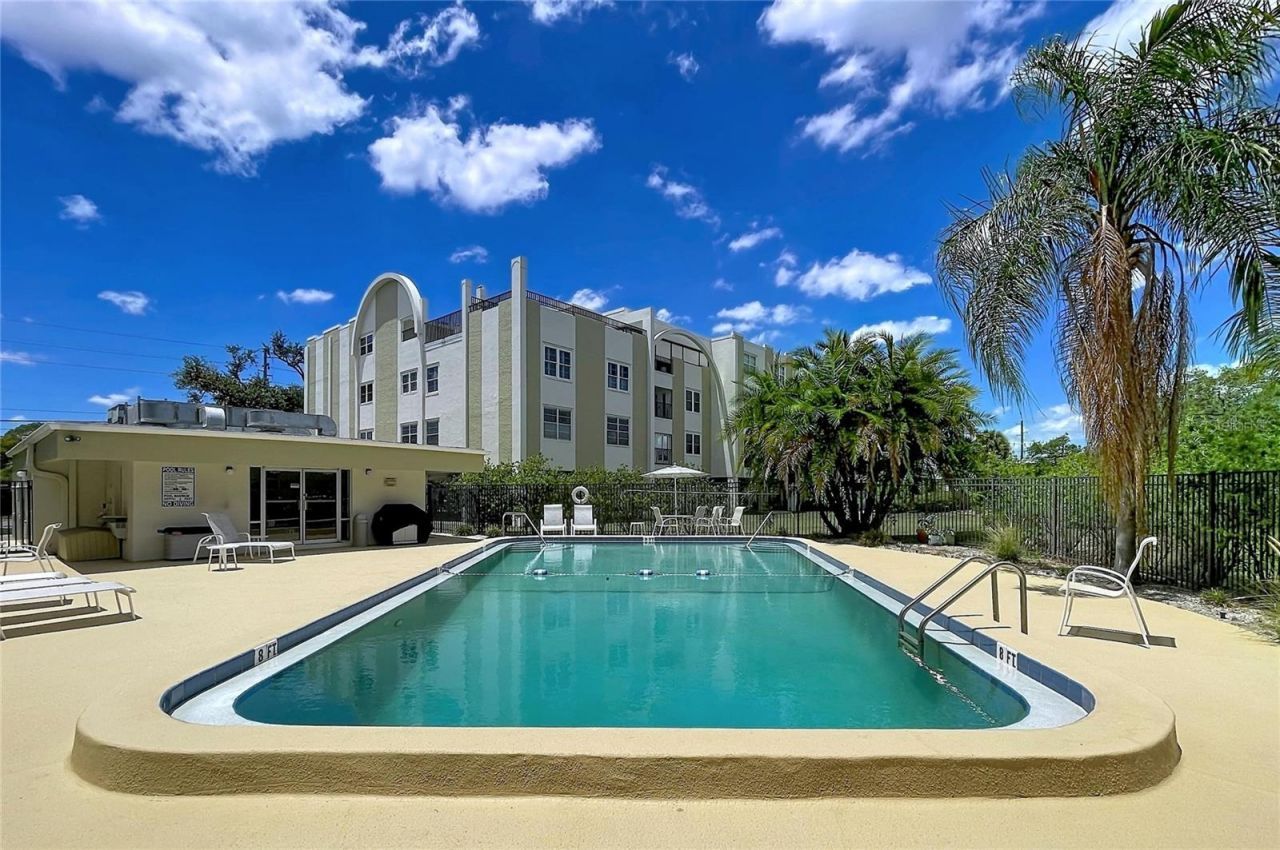 4651 1st Street Ne, Unit 311, Saint Petersburg, FL 33703 Photo