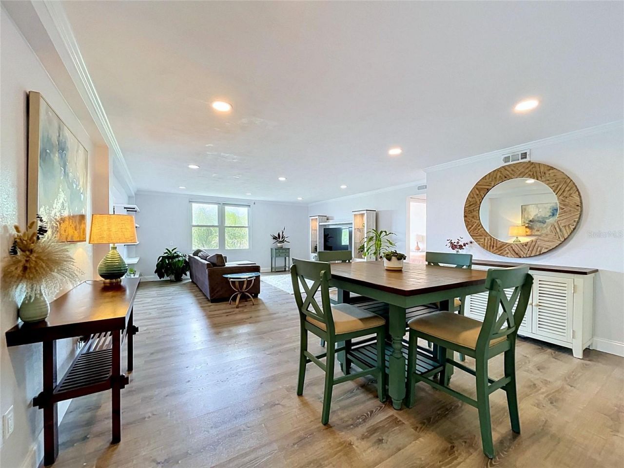 4651 1st Street Ne, Unit 311, Saint Petersburg, FL 33703 Photo