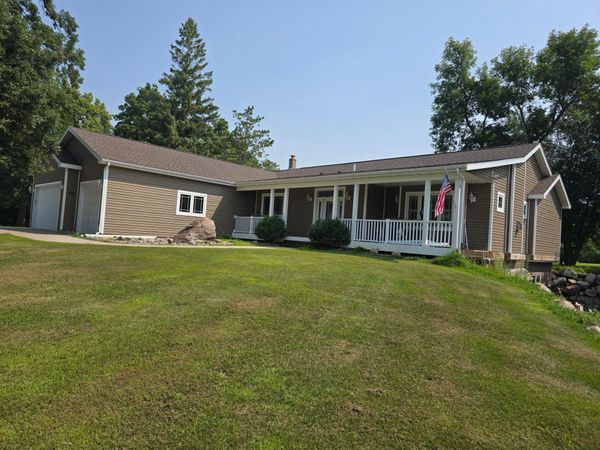 25395 County Highway 6 , Detroit Lakes, MN 56501