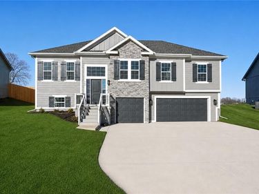 1110 Oak Ridge Street, Kearney, MO 64060