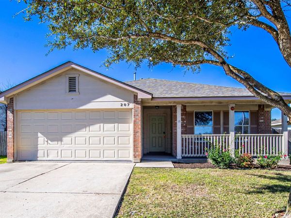 207 Mitchell DR , Hutto, TX 78634