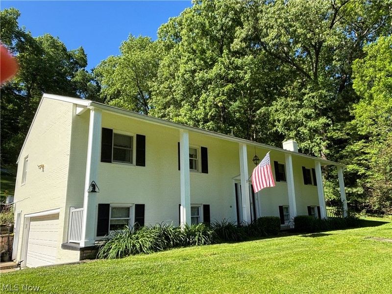 514 Michael Lane, Zoar, OH 44697 Photo 1