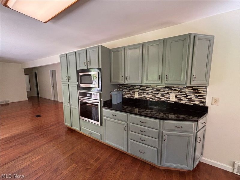 514 Michael Lane, Zoar, OH 44697 Photo 14