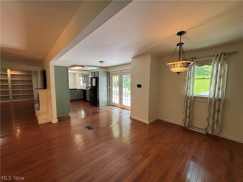 514 Michael Lane, Zoar, OH 44697 Photo 16