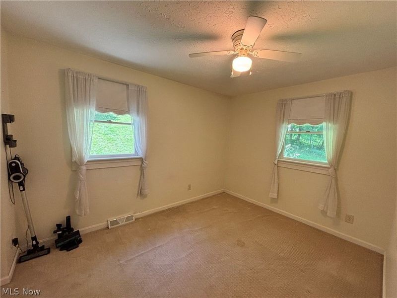 514 Michael Lane, Zoar, OH 44697 Photo 25