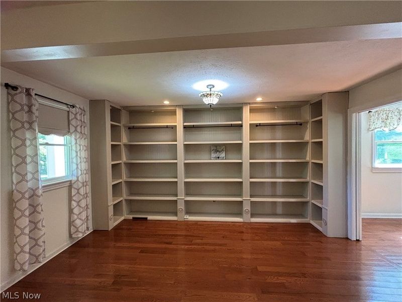 514 Michael Lane, Zoar, OH 44697 Photo 7
