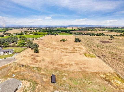 19012 E Sierra View Ct, Clements, CA 95227 Photo