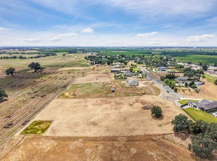 19012 E Sierra View Ct, Clements, CA 95227 Photo