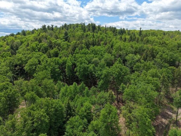 Hurricane Road, Westmoreland, NH 03467