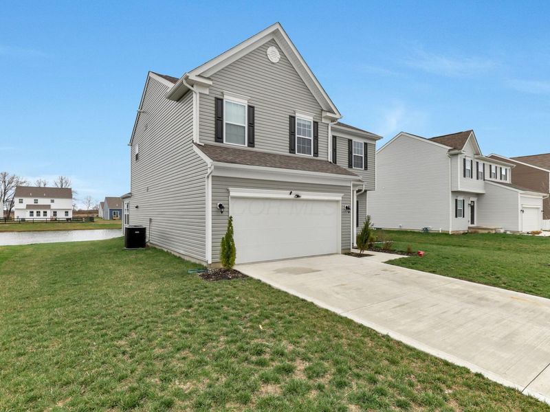 39 Thoreau Drive, Ashville, OH 43103 Photo 4