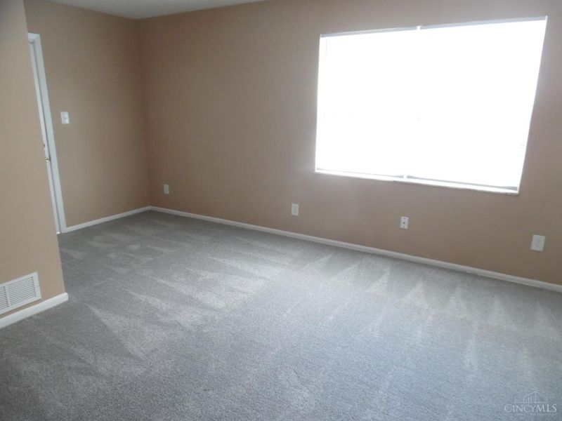 1613 Kenway Place, Middletown, OH 45044 Photo 6