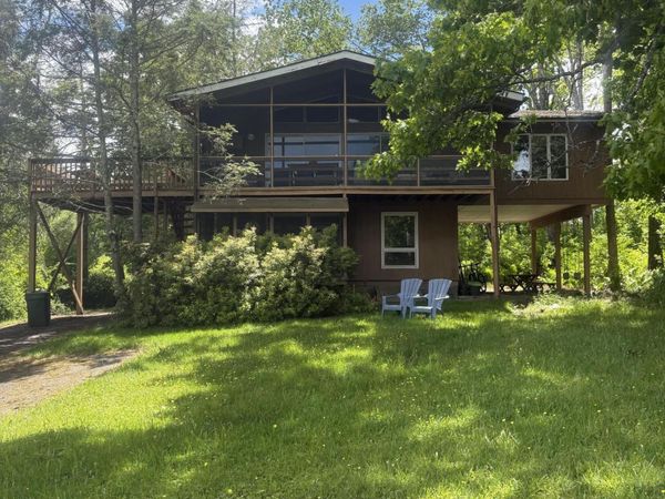 805 Fairway Court, Hawley, PA 18428