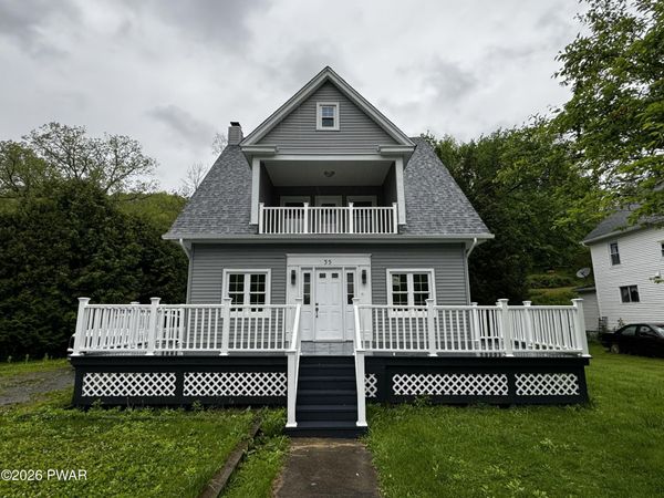 35 Oak Street, Nicholson, PA 18446