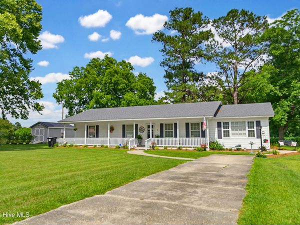 128 Seals Street, Tabor City, NC 28463