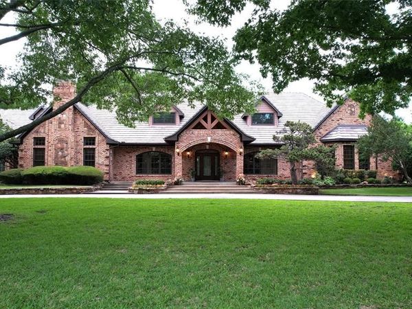 217 Sunray Lane, Sunnyvale, TX 75182