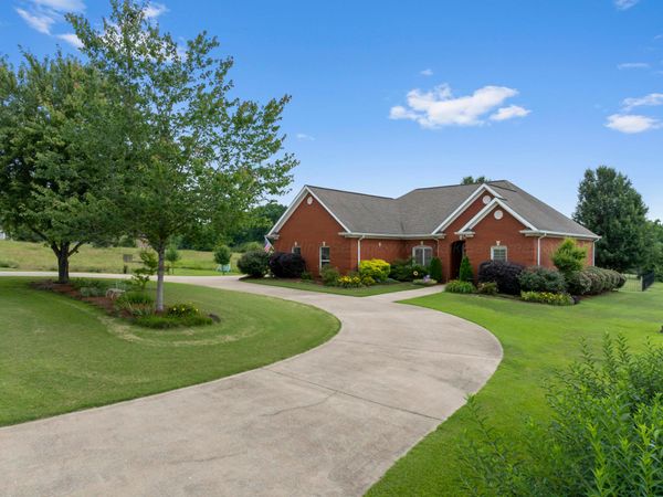 2387 CREEKSIDE Ln, Jasper, AL 35503