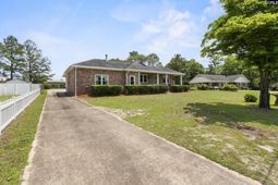 2004 Medfield Drive photo 4
