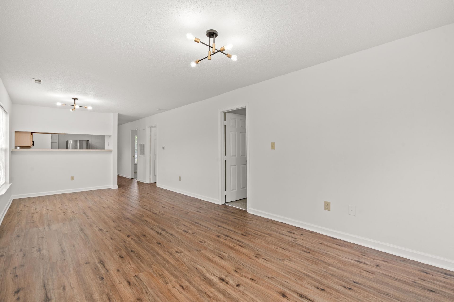4243 Villas Dr.  Photo 15