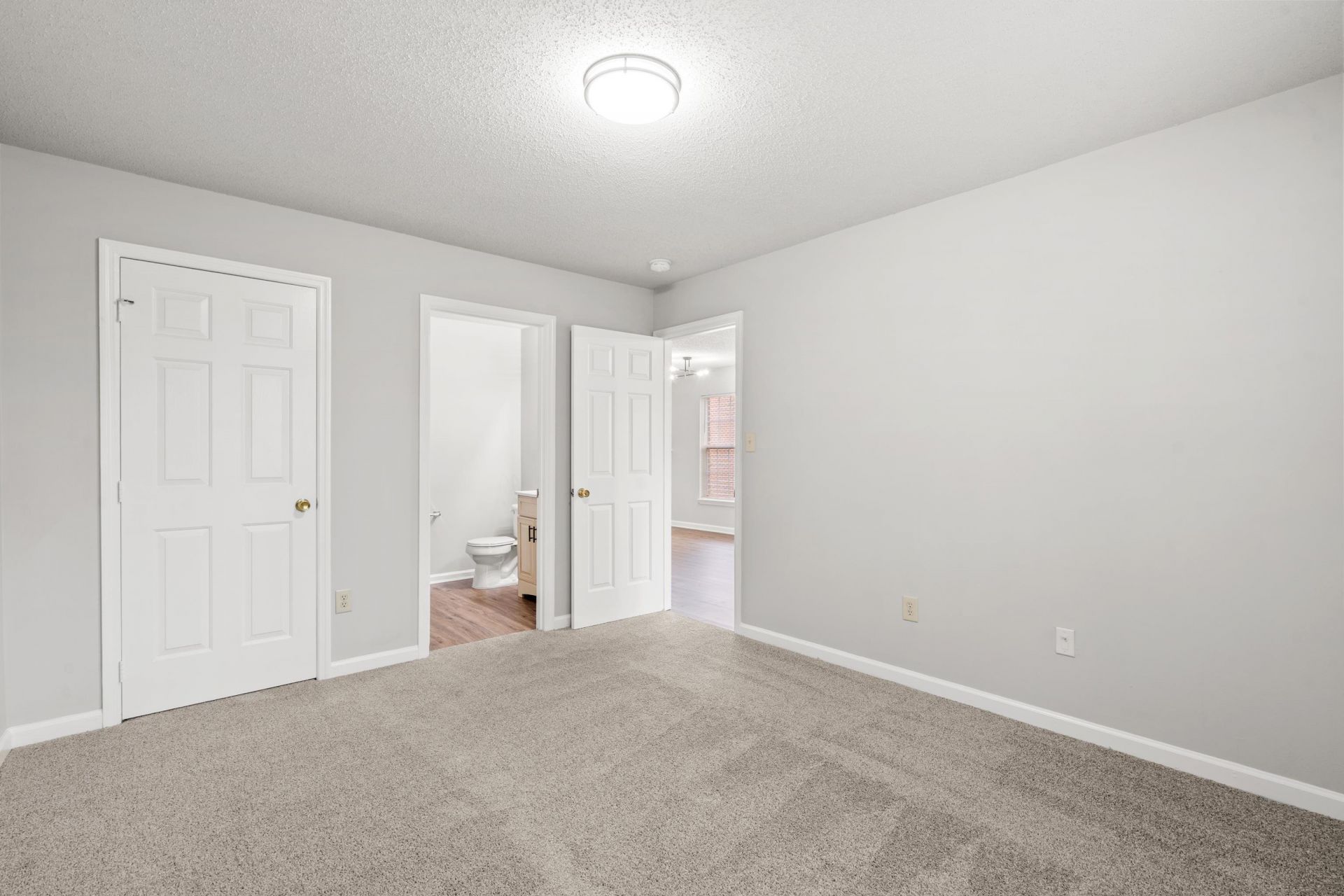 4247 Villas Dr.  Photo 17