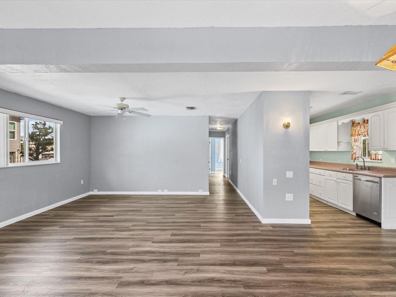 6150 Island Drive, Weeki Wachee, FL 34607 Photo
