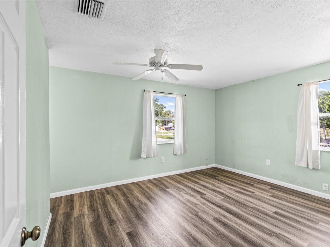 6150 Island Drive, Weeki Wachee, FL 34607 Photo