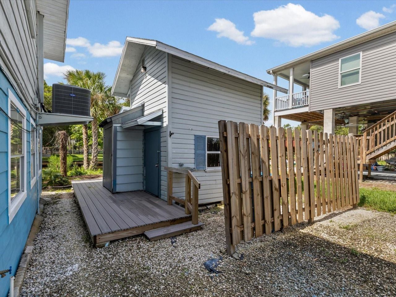 6150 Island Drive, Weeki Wachee, FL 34607 Photo