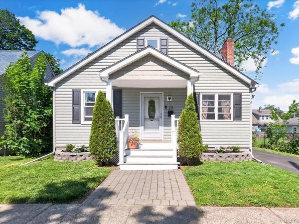 23 Roosevelt Place , Newburgh, NY 12550