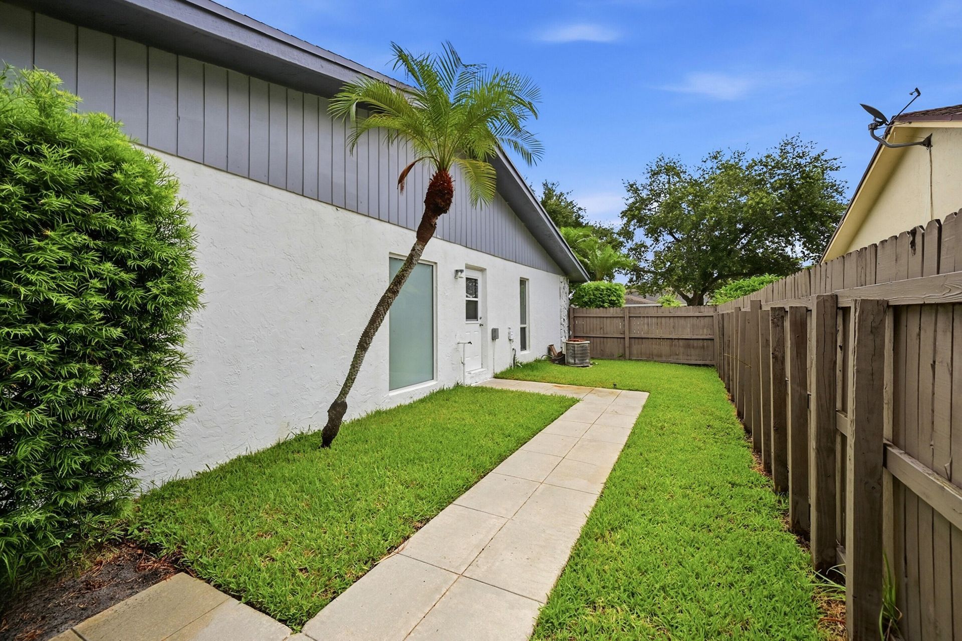 3307 NW 29th Avenue, Boca Raton, FL 33434 Photo