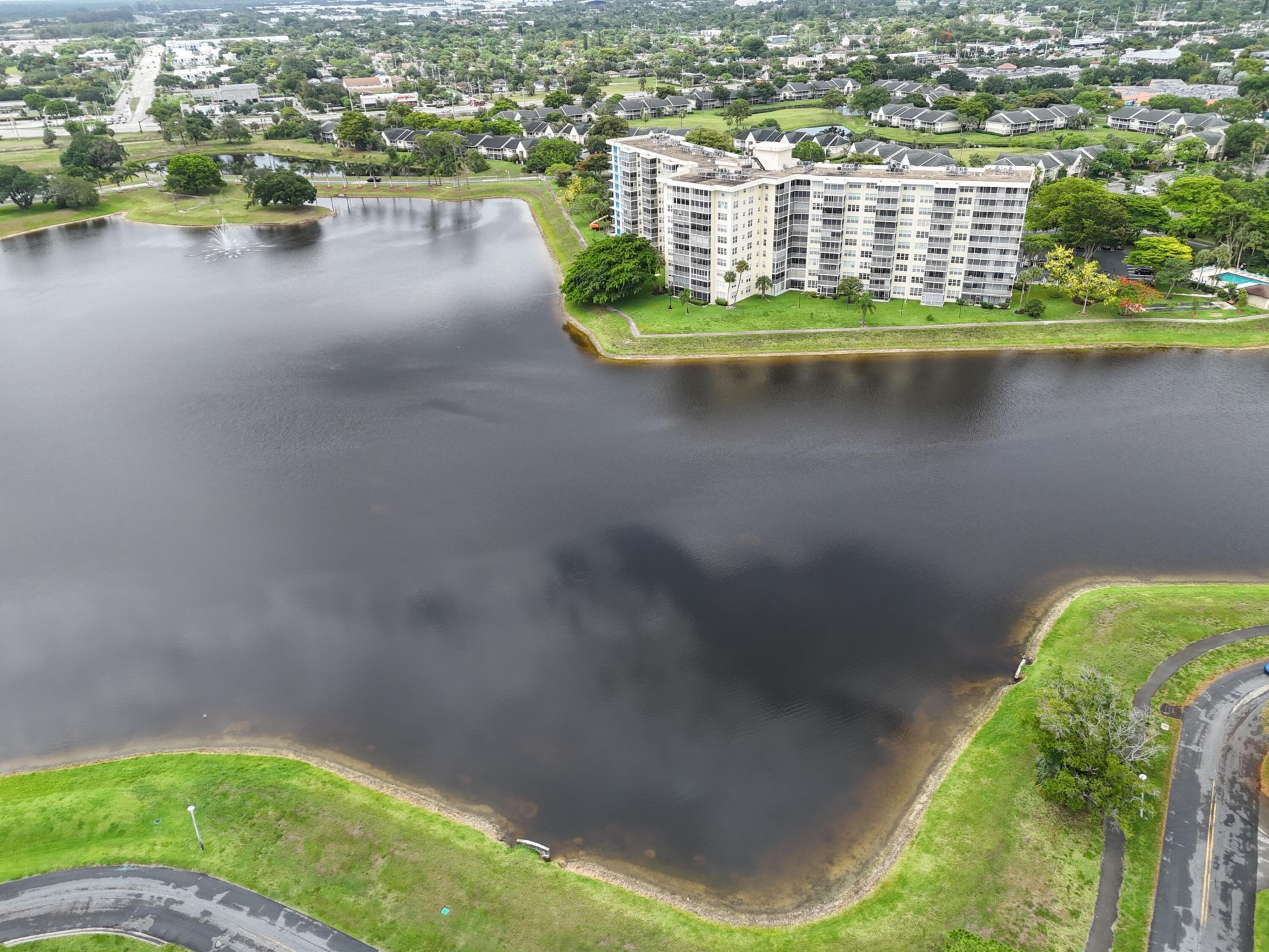 3095 N Course Drive, Unit 409, Pompano Beach, FL 33069 Photo