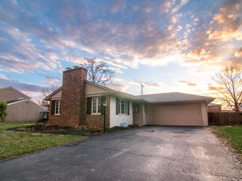 2861 Wellesley Drive, Columbus, OH 43221 Photo 1